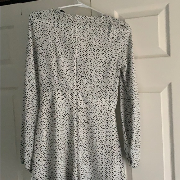 Jumper - Picture 2 of 5